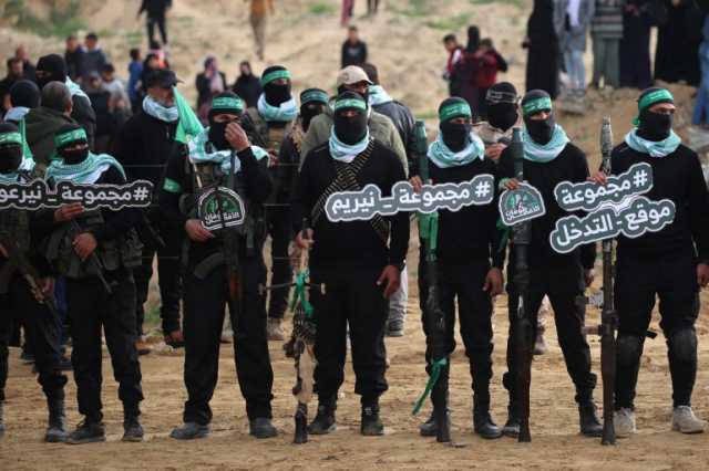 كيف قرأ مغردون استخدام القسام الرموز واللوحات لإيصال رسائل لإسرائيل؟