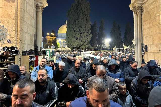 أهالي الداخل الفلسطيني يزحفون باتجاه أولى القبلتين لإحياء ليلة القدر