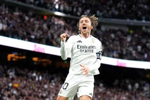 مودريتش يقترب من شراء حصة في ناد إنجليزي