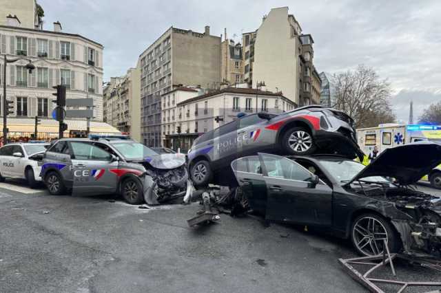 شاهد.. مطاردة شرطية في باريس تخرج عن السيطرة وتتسبب بإصابة 13 شخصا