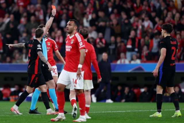 نتائج برشلونة في المباريات التي لعبها بـ10 لاعبين هذا الموسم