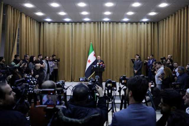 الشرع يمدد عمل لجنة التحقيق في أحداث الساحل