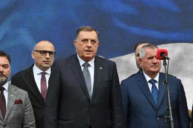 نيابة البوسنة تأمر باعتقال زعيم الصرب ومساعديه