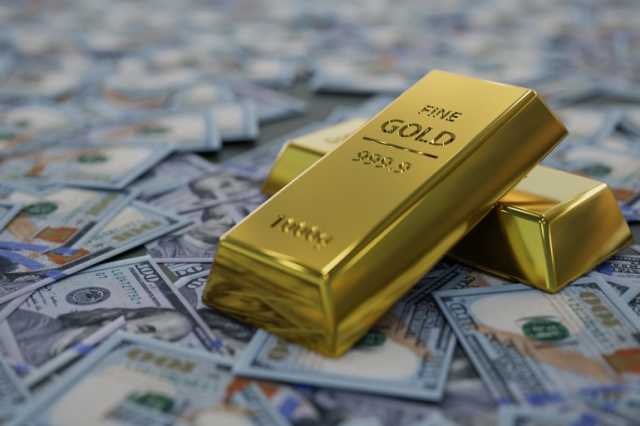 الذهب عند مستوى قياسي جديد والدولار يتراجع