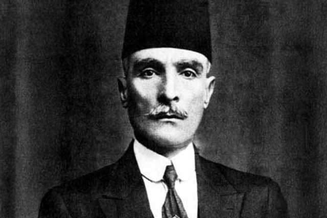 إبراهيم هنانو.. قصة الثائر الذي أحرق أثاثه من أجل سوريا