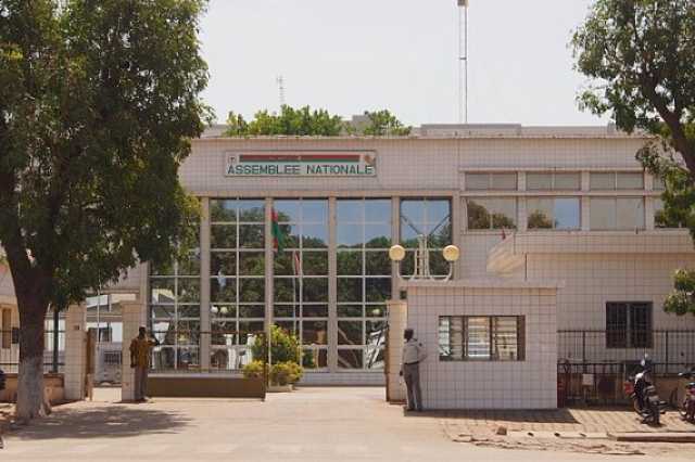 بوركينا فاسو تنقل صلاحيات الانتخابات لوزارة الإدارة الإقليمية