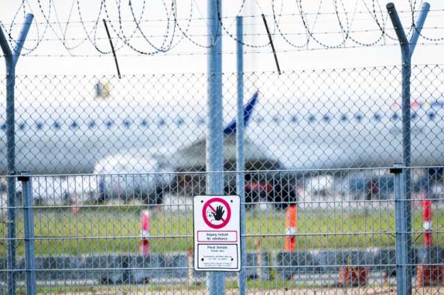 تهديد خفي يطال سلامة الطيران العالمي.. من يعبث بإشارات الجي بي إس؟