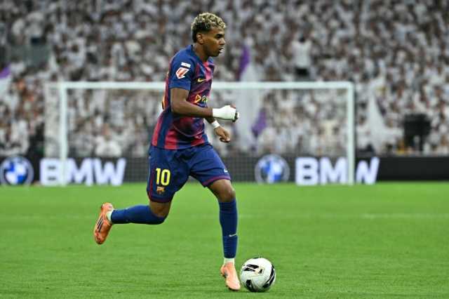 شنايدر: لامين جمال سيتفوق على ميسي