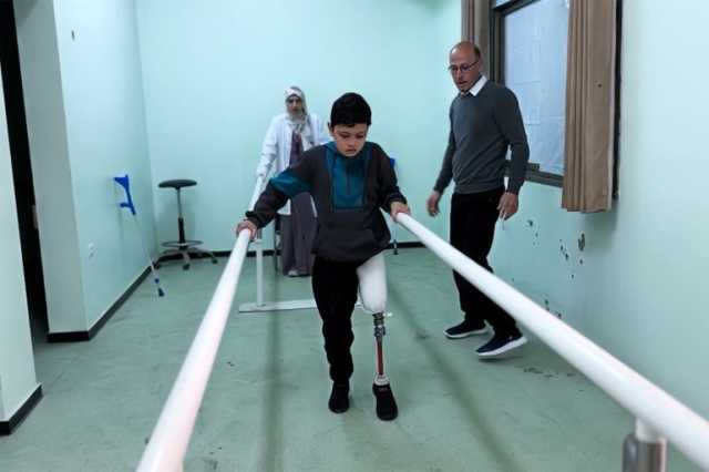 أطراف الأمل.. مستشفى حمد يعيد الحياة لمبتوري الحرب في غزة