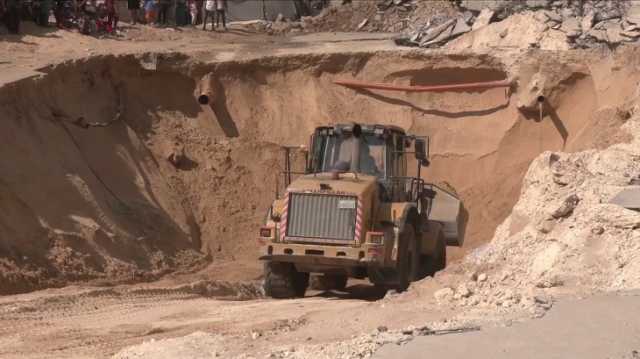 استمرار عمليات الحفر في خان يونس بحثا عن جثث أسرى إسرائيليين
