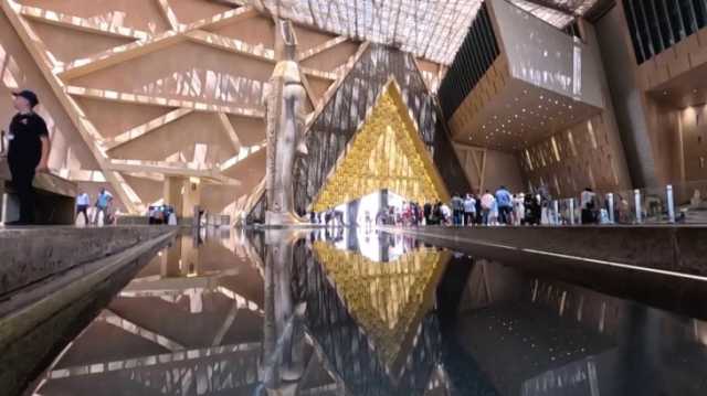 كيف يقدم المتحف المصري الكبير تجربة فريدة للزوار؟