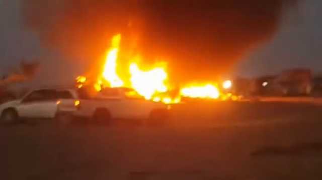 جثث متفحمة وطفلة ناجية.. مأساة العبر تهز منصات اليمن