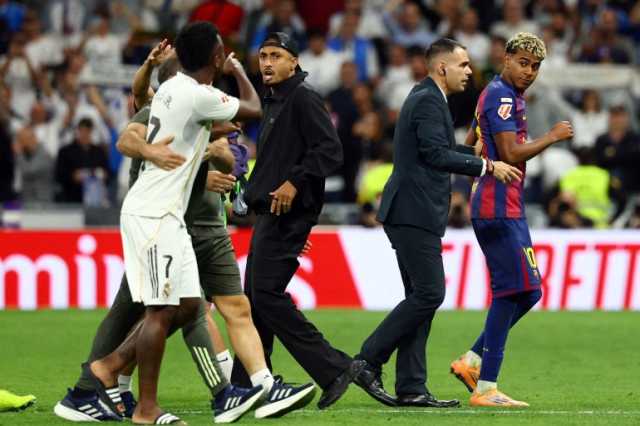 كواليس المناوشات بين لاعبي ريال مدريد وبرشلونة بعد الكلاسيكو
