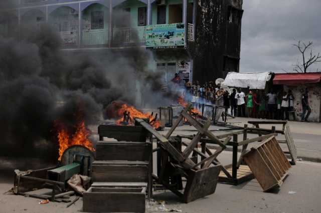 ما أسباب اندلاع احتجاجات دامية بالكاميرون مع إعلان فوز بيا؟