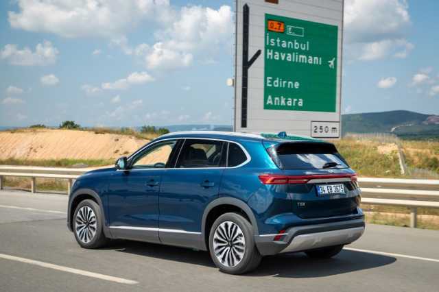 كيف طورت تركيا قطاع السيارات الكهربائية وبنيته التحتية الداعمة؟