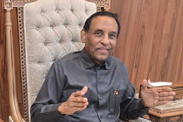 رئيس الوزراء السوداني للجزيرة نت: لا تستطيع أي جهة فرض تنازلات لا يرتضيها الشعب