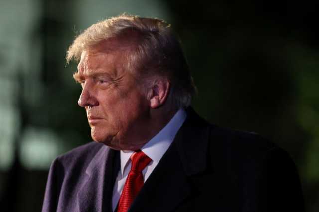 بدء تطبيق رسوم ترامب على الشاحنات والحافلات