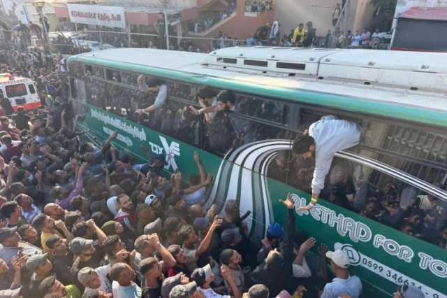 نادي الأسير يدين منع الاحتلال سفر عائلات المبعدين إلى مصر