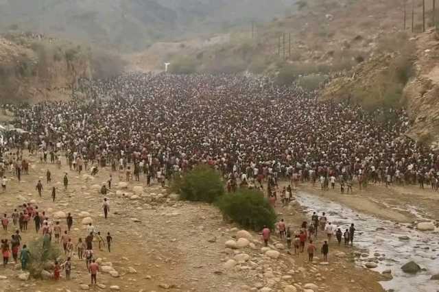 حقيقة إقامة معسكر لتجنيد مهاجرين أفارقة على الحدود اليمنية السعودية