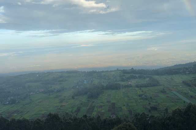 انهيار أرضي يودي بحياة 13 شخصا على الأقل غرب كينيا