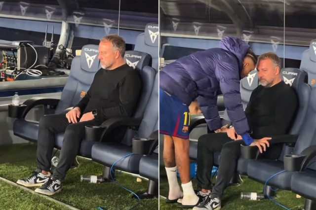 شاهد.. ماذا دار بين مدرب برشلونة ورافينيا بعد مباراة ألافيس؟