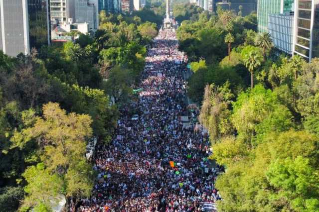 مشاهد جوية لحشود كبيرة تشارك باحتجاجات جيل زد في المكسيك.. ما صحتها؟