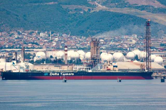 تقرير يتهم عدة دول بتزويد إسرائيل بالنفط والتواطؤ في الإبادة بغزة