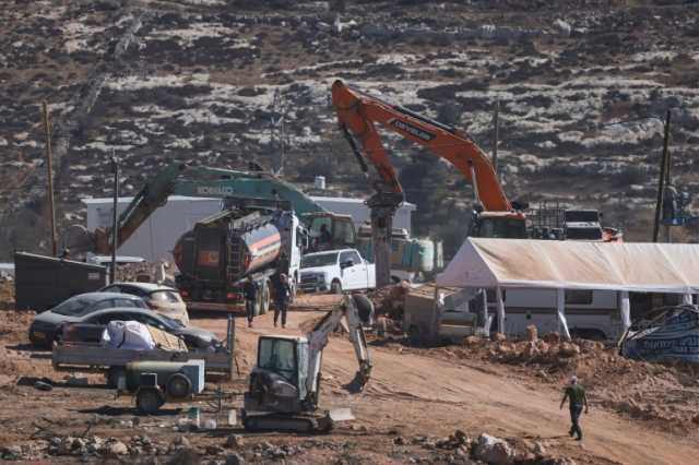 الاحتلال يقتحم مناطق بالضفة وعبوة تستهدف جنوده شرق نابلس