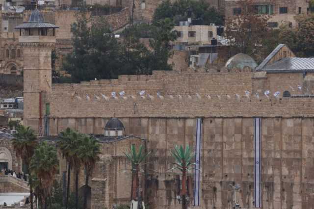 الاحتلال يحاصر البلدة القديمة بالخليل تمهيدا لعيد سبت سارة