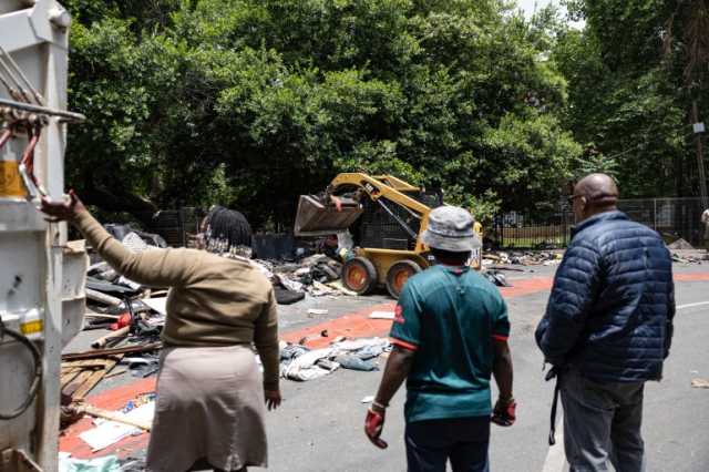 رامافوزا يقود حملة تنظيف جوهانسبرغ قبيل قمة الـ 20