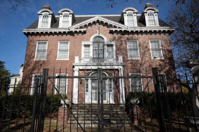 سفارات مهجورة في واشنطن تروي قصصا