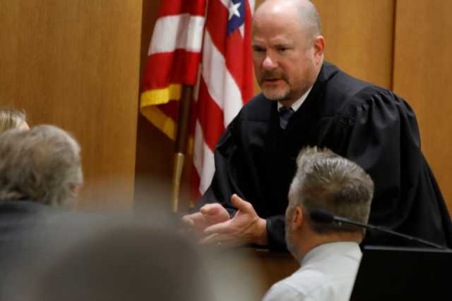 10 ملايين دولار لمعلمة أميركية تعرضت لإطلاق نار من تلميذها