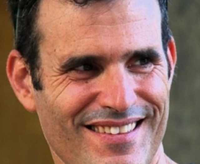 إسرائيل تتعرف على رفات أسير تسلمته الثلاثاء