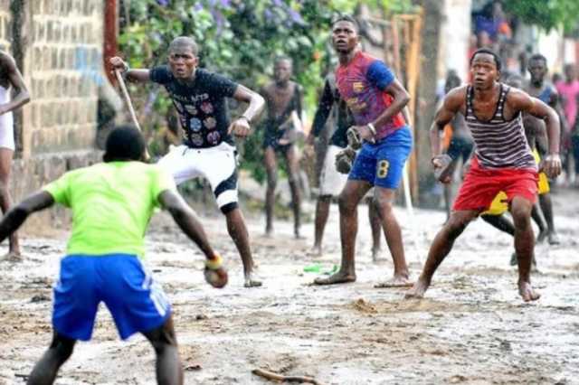 شرطة كينشاسا تطلق حملة كانغا كانغا ضد عصابات الكولونا