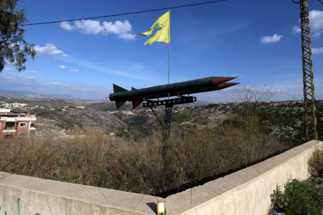 الجيش الإسرائيلي يطالب بإخلاء مبان جنوبي لبنان قبل قصفها