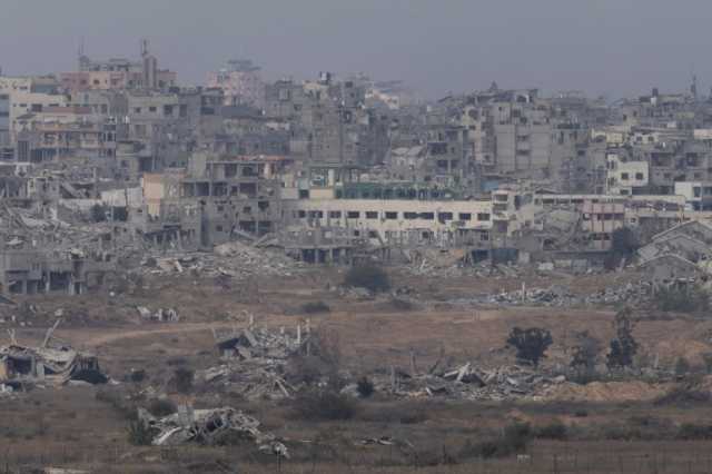 نسف منازل وقصف وتحذيرات من تفاقم المعاناة الإنسانية في غزة