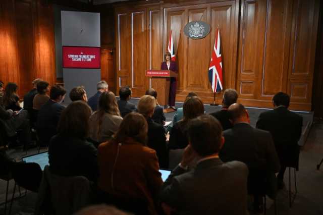 صحفيون يحذرون من لجوء الحكومة البريطانية إلى المؤثرين لتمرير سياساتها