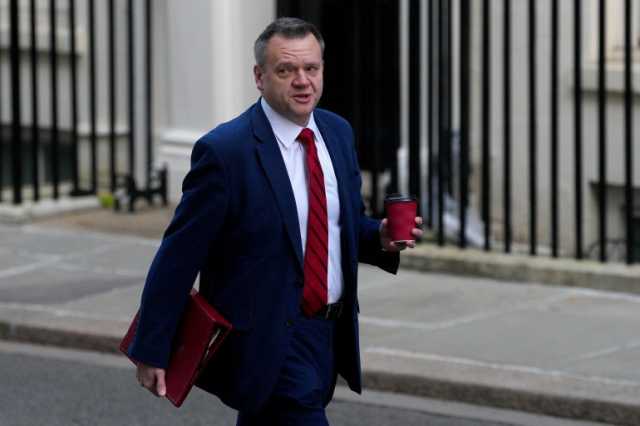 بريطانيا تعلن انهيار محادثات الانضمام إلى صندوق الدفاع الأوروبي