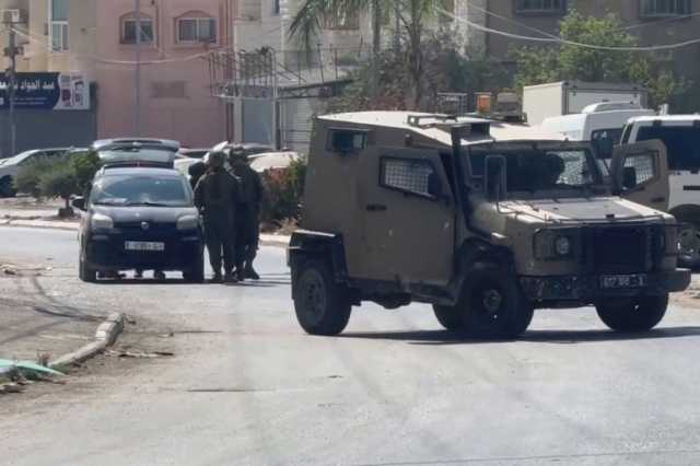 إصابة فلسطينيين وإحراق مسجد وسط تصاعد اعتداءات الاحتلال ومستوطنيه بالضفة