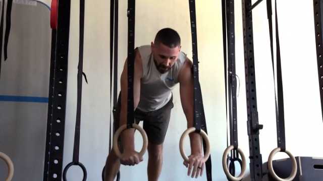 تمارين كاليسثينيكس تغزو الصالات الرياضية.. هل هي بديل حقيقي لرفع الأثقال؟