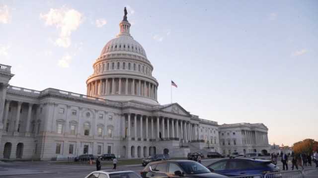 الإغلاق الحكومي.. فوضى بالمطارات الأميركية وخفض المساعدات لعشرات الملايين