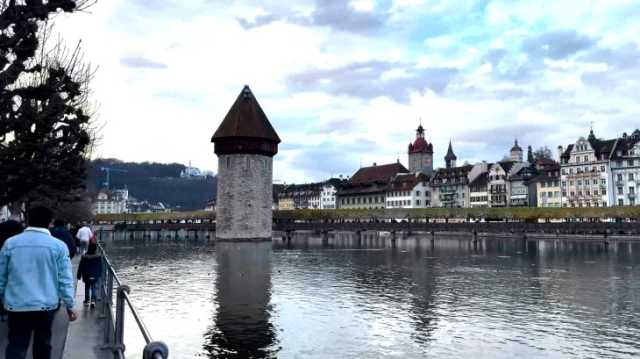 أيام شتوية في لوسيرن السويسرية.. حين يلتقي الجبل بالماء