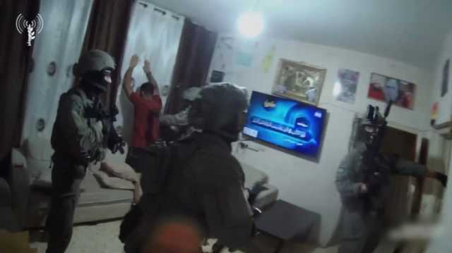 شهيدان بالخليل والاحتلال يزعم اعتقال خلية لحماس بالضفة