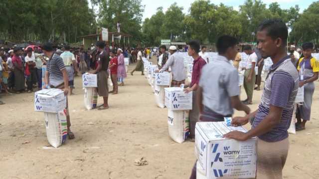 مخيمات الروهينغا: مدارس متهالكة ومعلمون متطوعون وأحلام معلقة