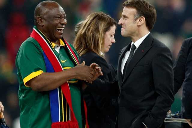 ماكرون في أفريقيا.. جولة على وقع التراجع الفرنسي