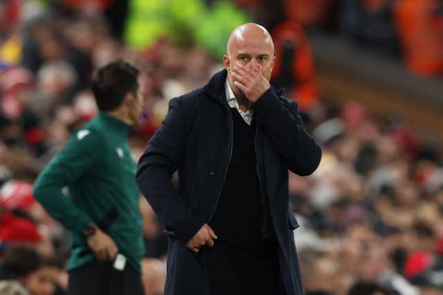 ليفربول ينهار وسلوت مطمئن لمنصبه