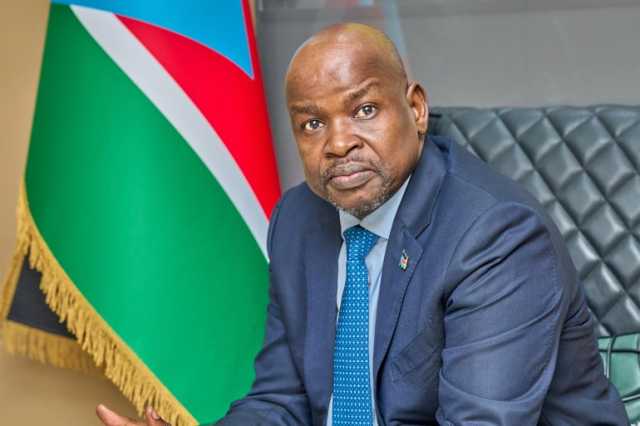 سلفاكير يُقيل نائبه في خضم أزمة سياسية متصاعدة