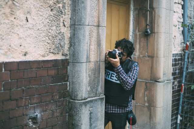 الذكاء الاصطناعي يكتب أكثر في 2026 لكن الصحافة البشرية لا تفقد قيمتها