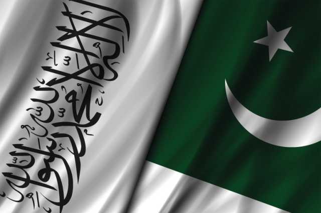 وقف أفغانستان التجارة مع باكستان.. قرار إستراتيجي أم مغامرة اقتصادية؟