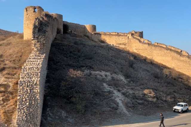 قلعة أسكيران تفتح أبوابها للزوار بعد سنوات من عودة قره باغ لسيطرة أذربيجان